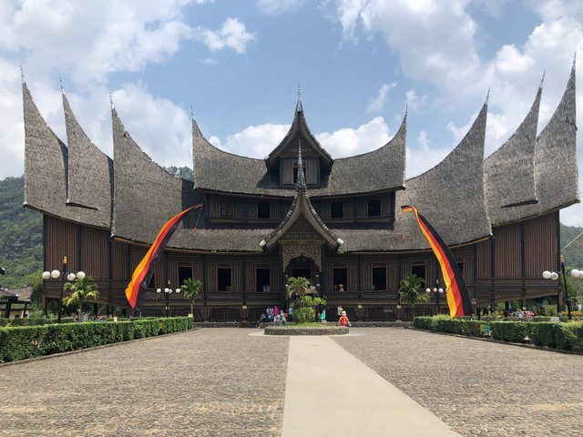 Museum Nagari Adityawarman & Taman Budaya